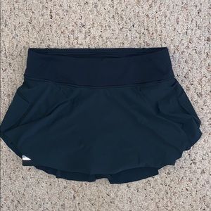 lululemon skirt size 4